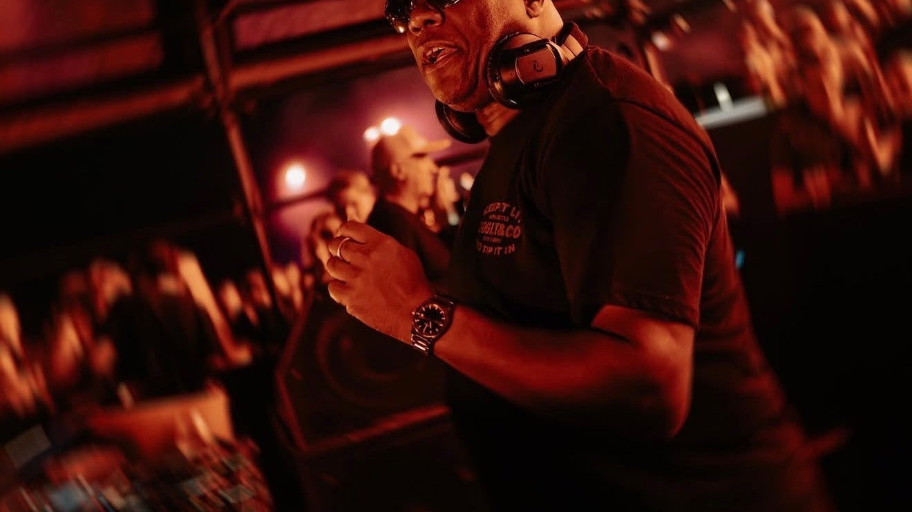 Carl Cox Wears the Uggly&Co Keep It Lit Tee at Park Fort Liezele, Belgium
