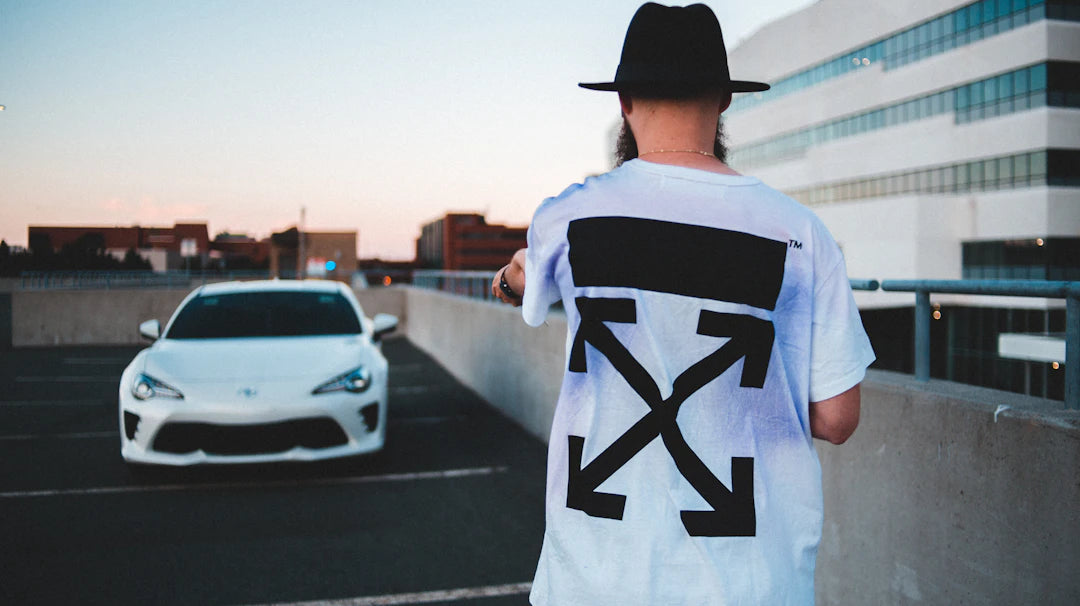 Stylish Motorsport Tees for Carl Cox Enthusiasts