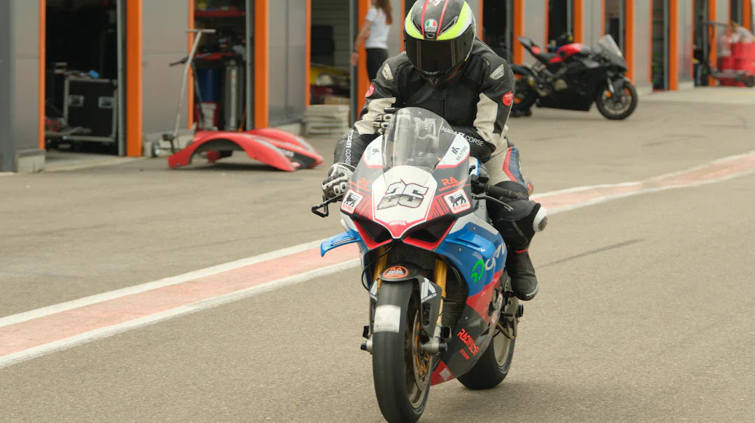 Legendary Riders Profiles of Isle of Man TT Champions