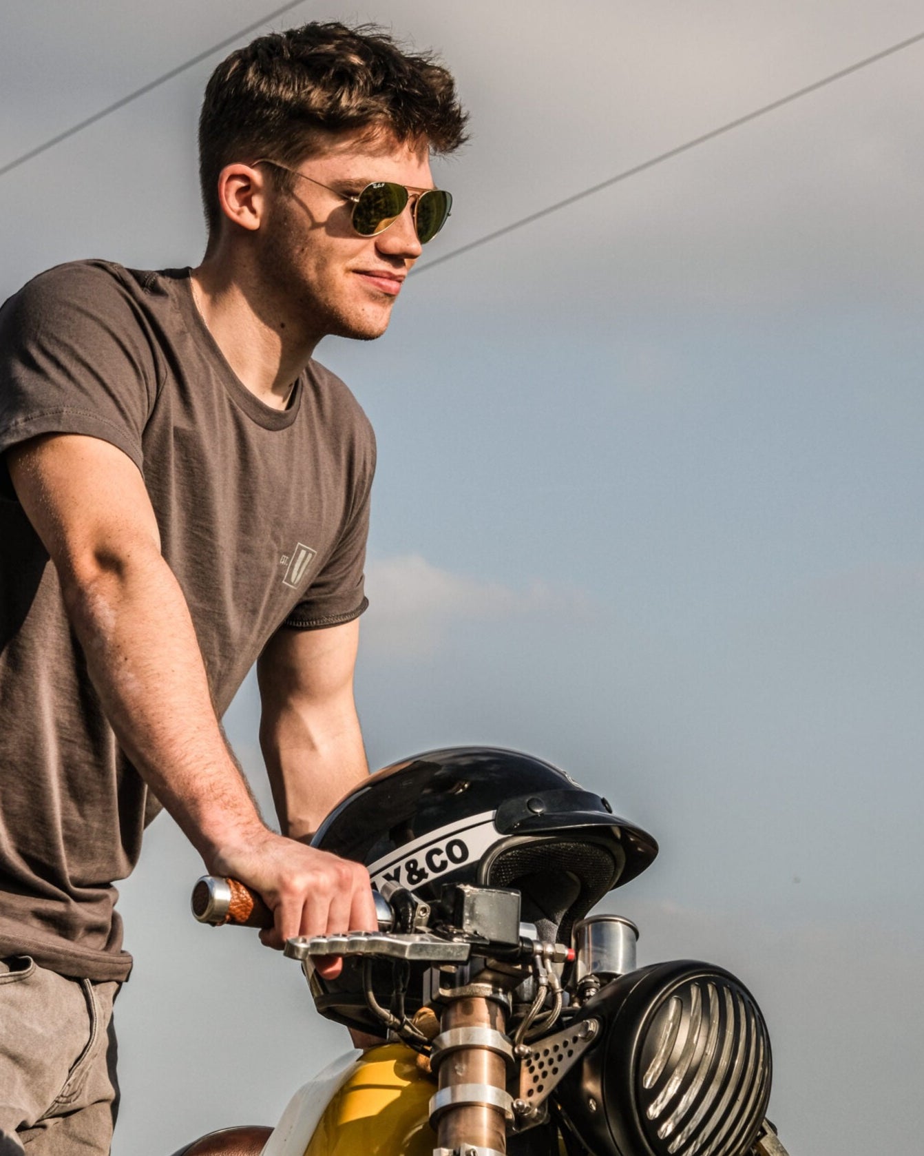 A Cafe Racer YAMAHA XS, with a biker tshirt Uggly&Co motorcycle clothing