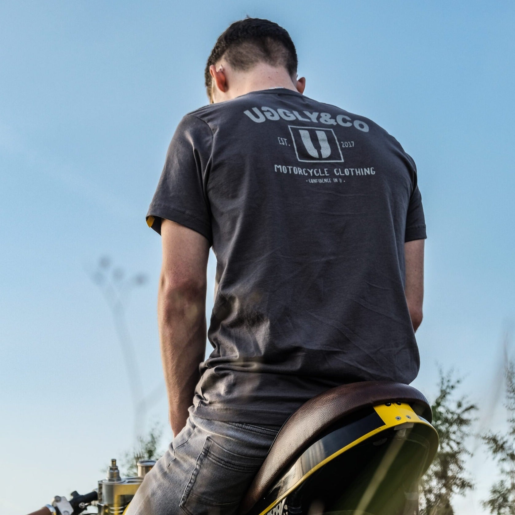 A Cafe Racer YAMAHA XS, with a biker tshirt Uggly&Co motorcycle clothing