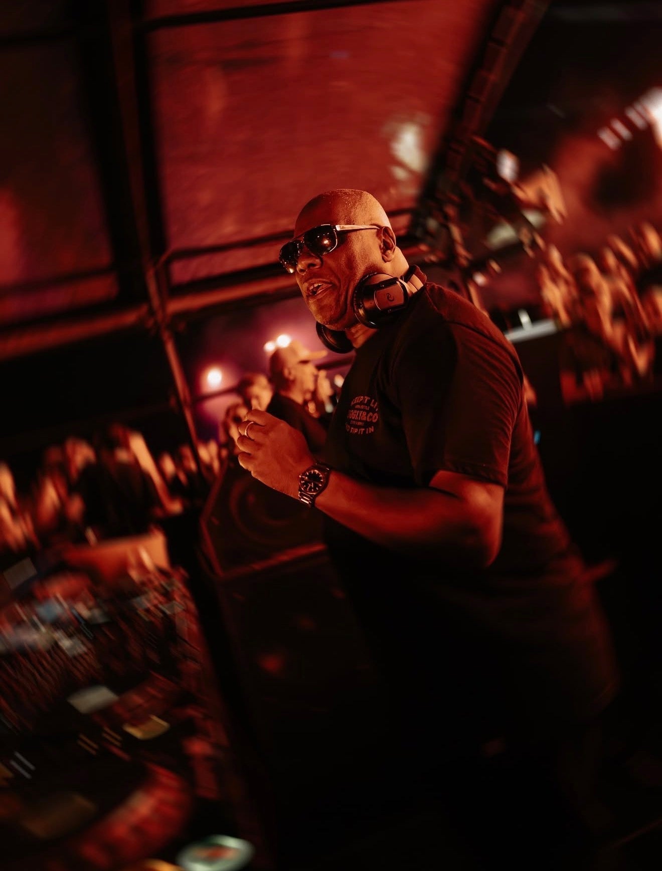 Carl Cox Wears the Uggly&Co Keep It Lit Tee at Park Fort Liezele, Belgium