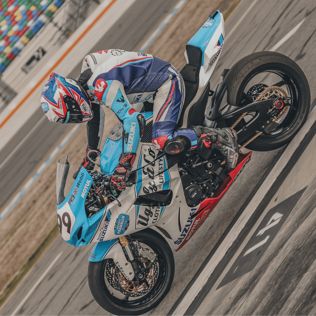 Team Classic Suzuki Takes on the Daytona 200!