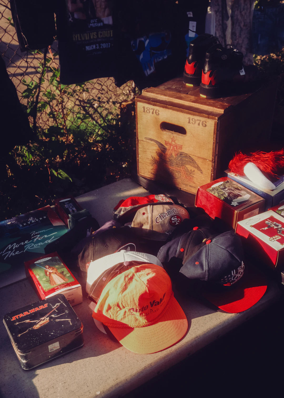 Vintage-Style Caps for Motorsport Enthusiasts