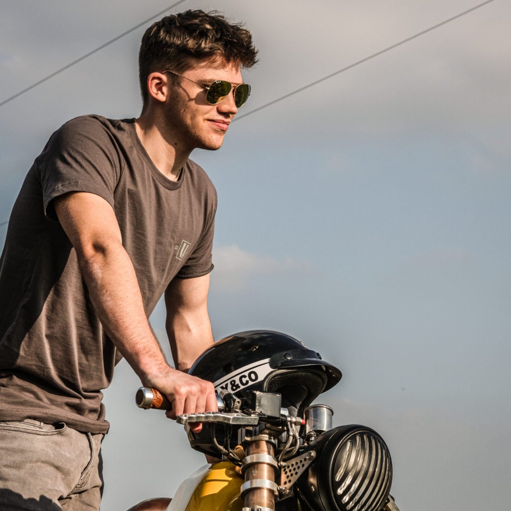 A Cafe Racer YAMAHA XS, with a biker tshirt Uggly&Co motorcycle clothing